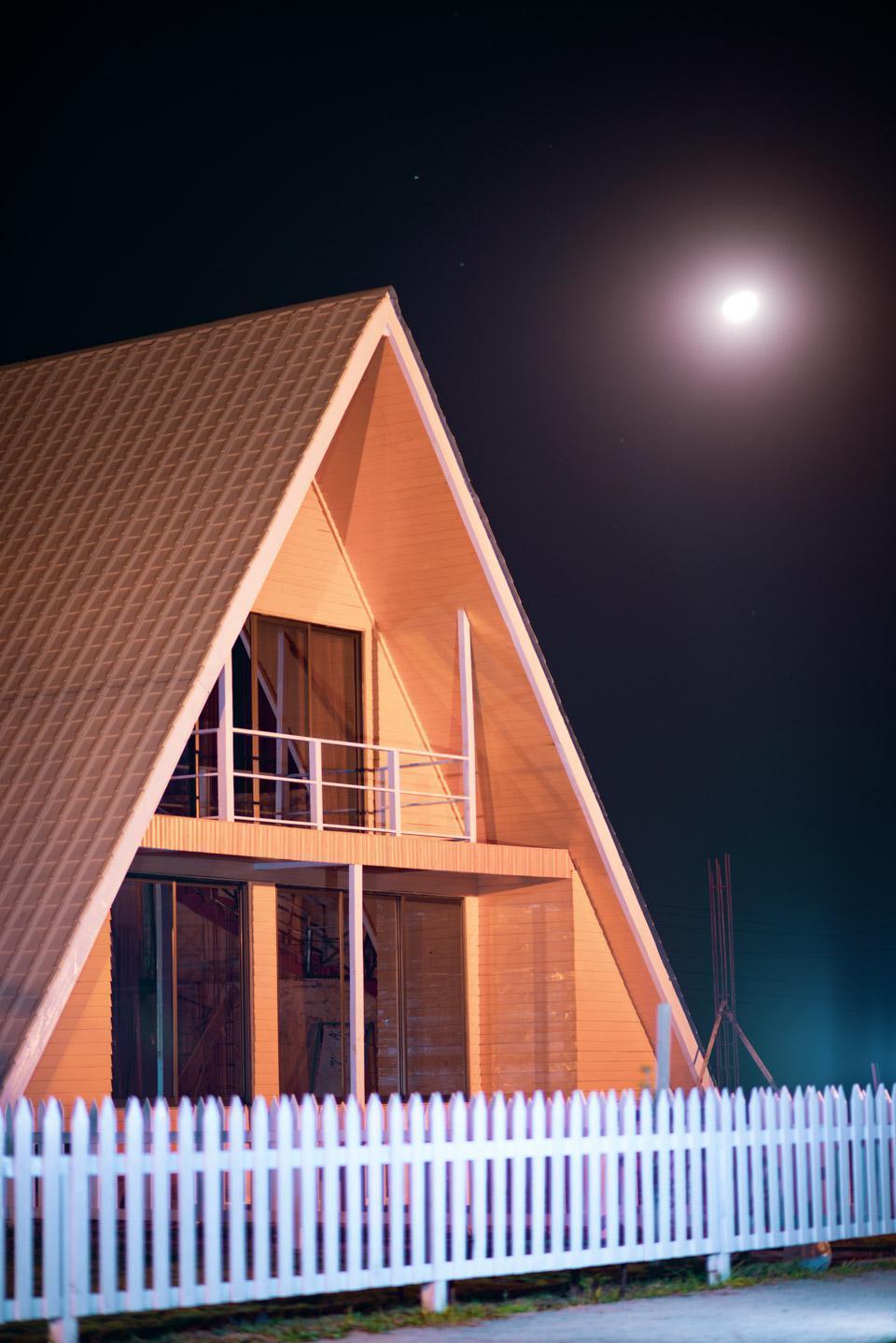 The luxurious hut at Shogran
