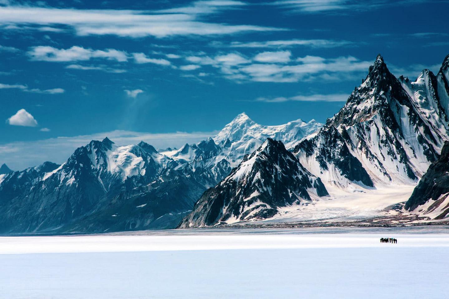 Hispar Snow Lake