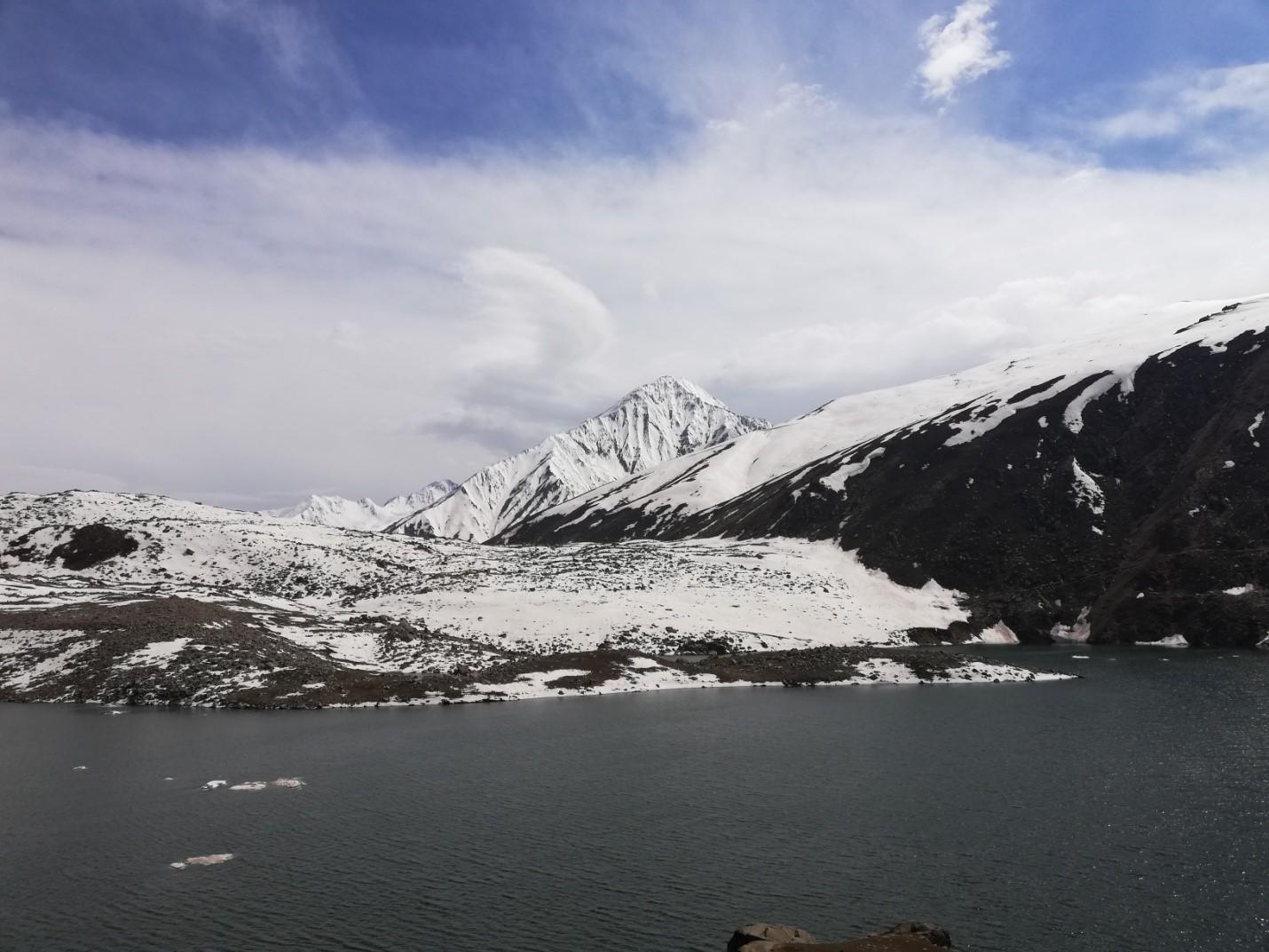 The still waters of Lulusar Lake are mesmerizing