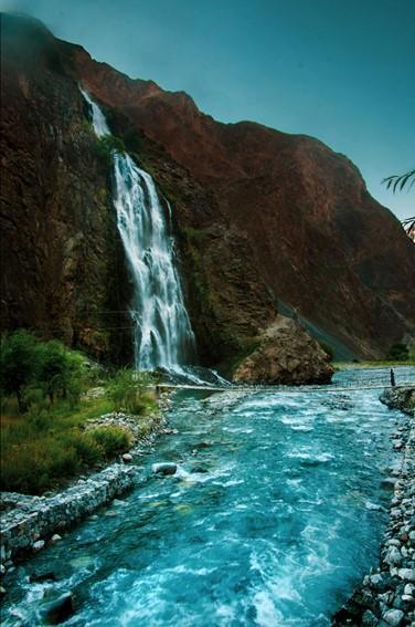 Heavenly Manthoka Waterfall