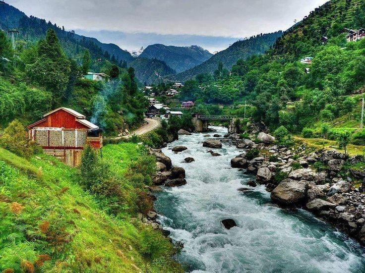 Alluring natural attraction