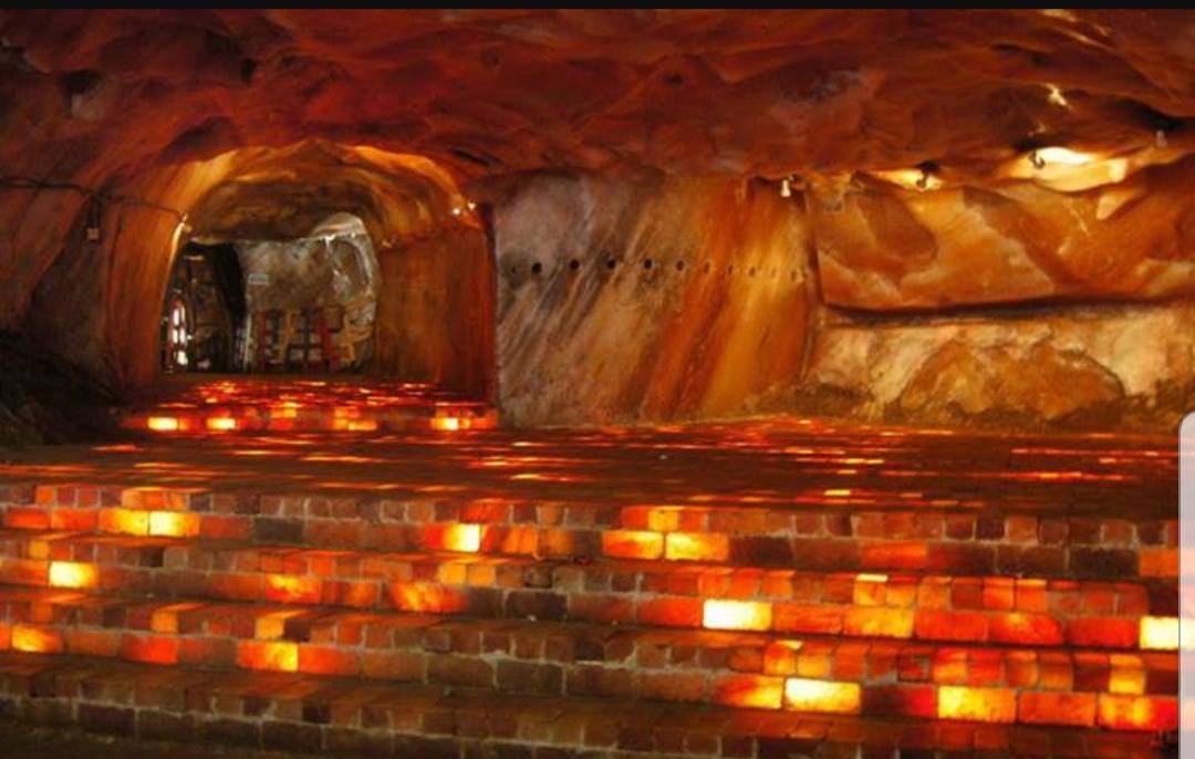A platform made with salt bricks, for the visitors to sit and relax, Khewra Salt Mine