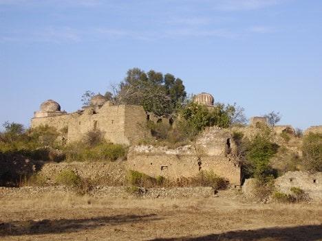 Beautiful places in Tilla Jogian