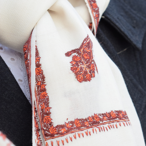 Cream Pashmina Classic Svelte Border with Motif image