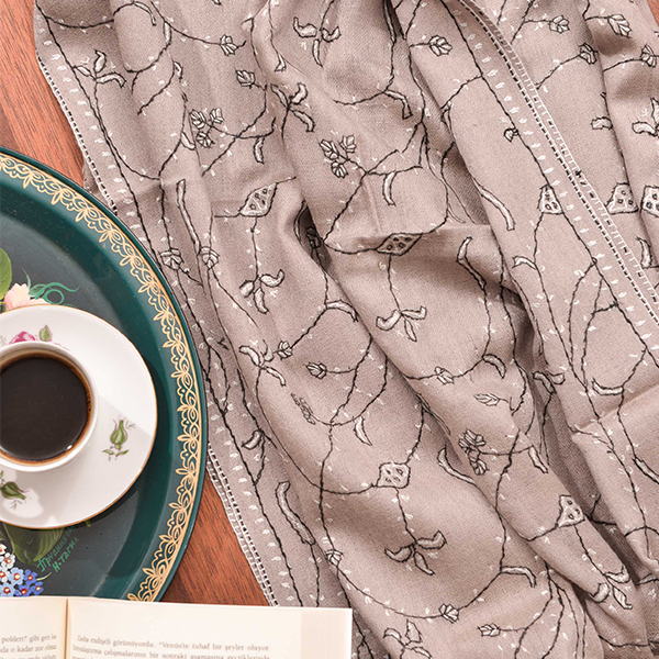 Sidewalk Grey Pashmina Timeless Motif Mesh