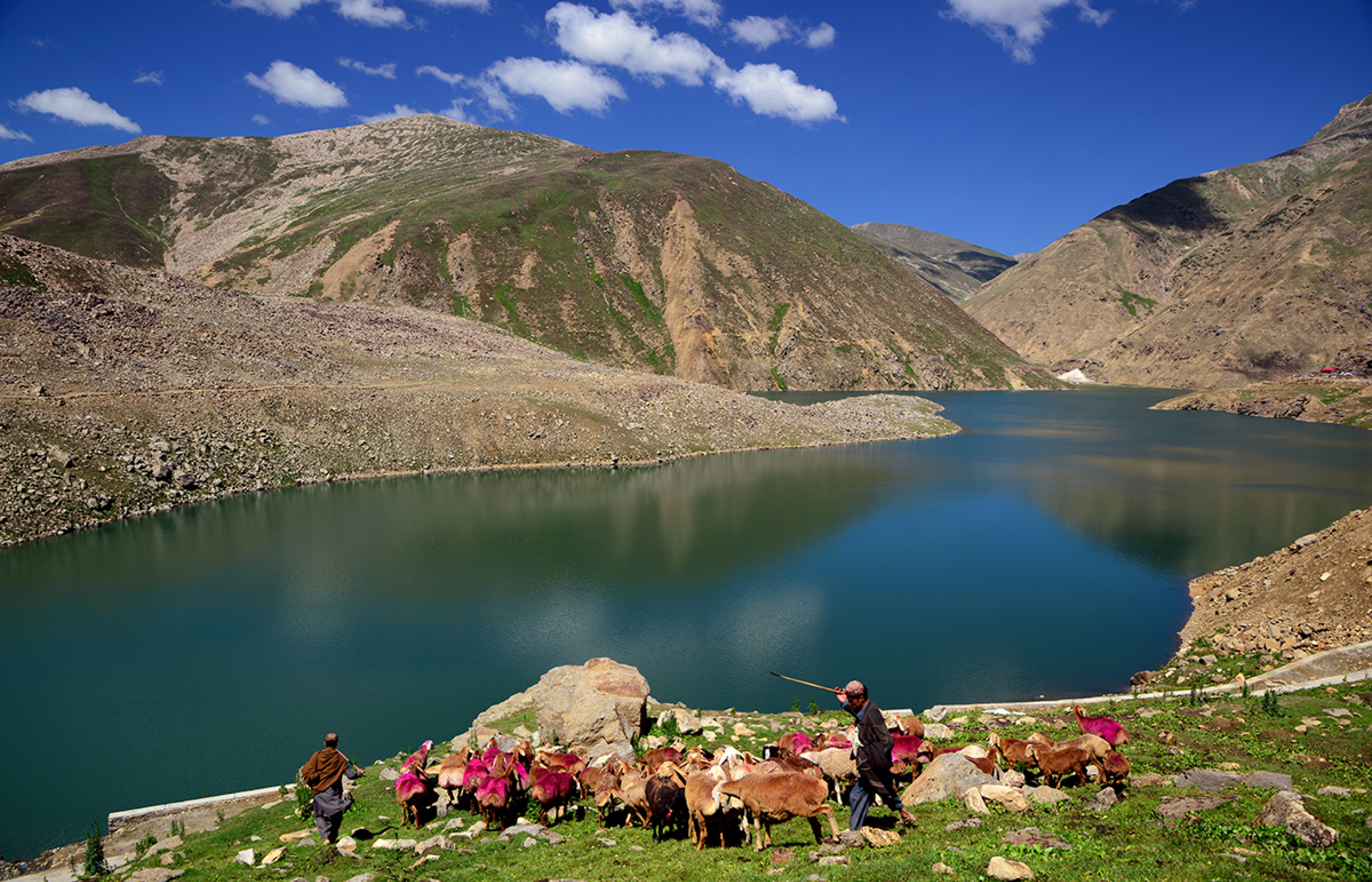 Lulusar Lake